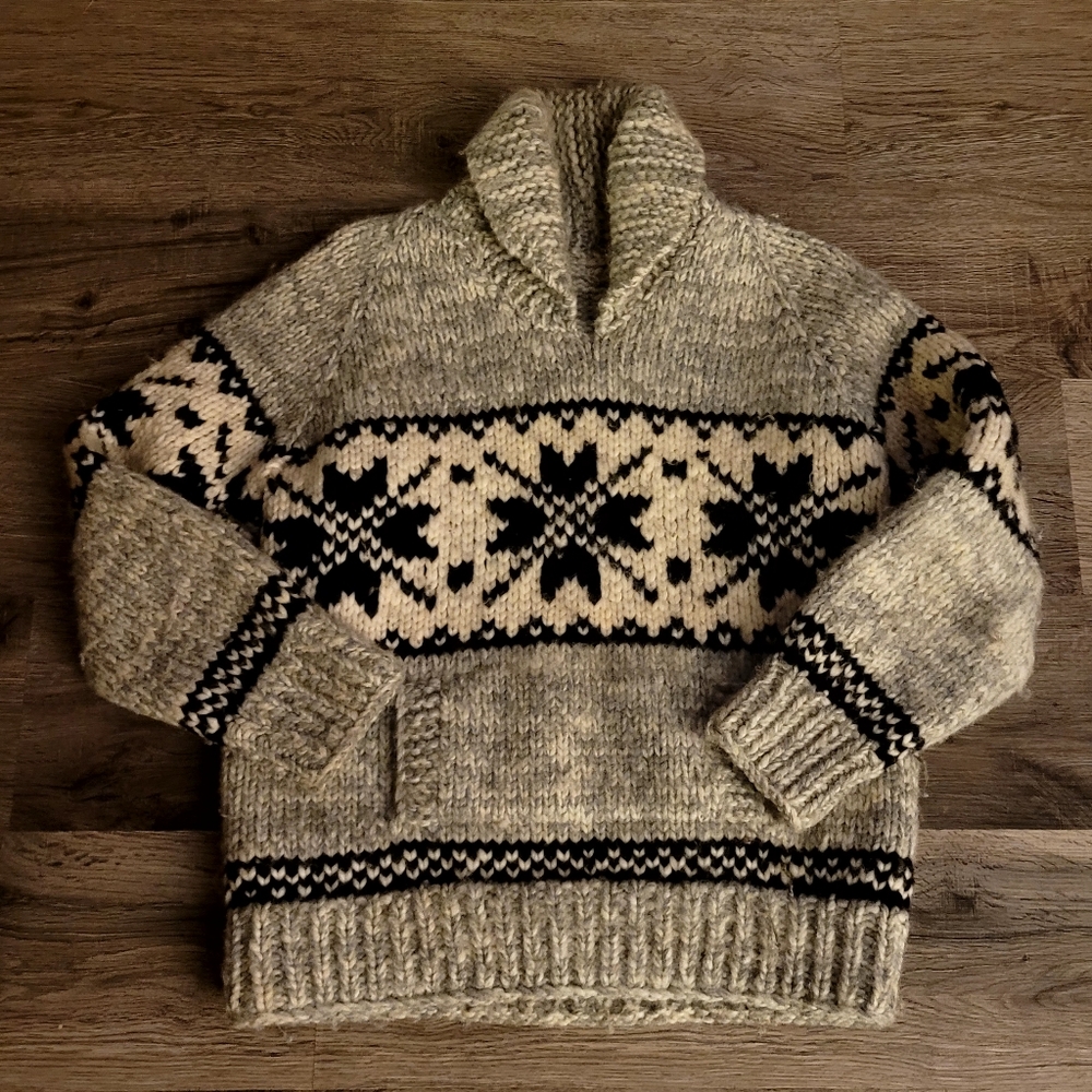 Cowichan Pullover Sweater